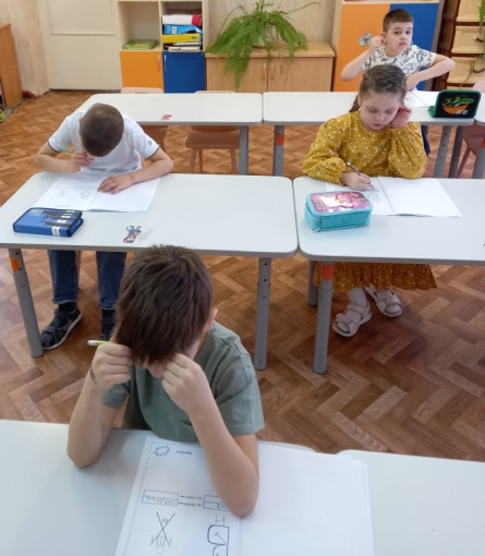 Краевая олимпиада "По дороге знаний" Краевая олимпиада "По дороге знаний".